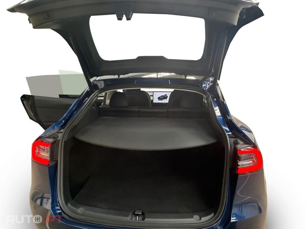 Tesla Model Y Long Range Dual Motor AWD