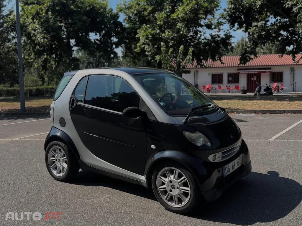 Smart City Coupe micro compact