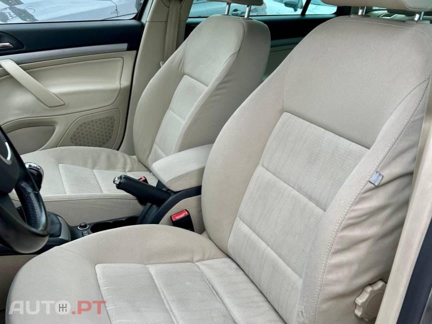 Skoda Octavia Break 1.6 TDI Active