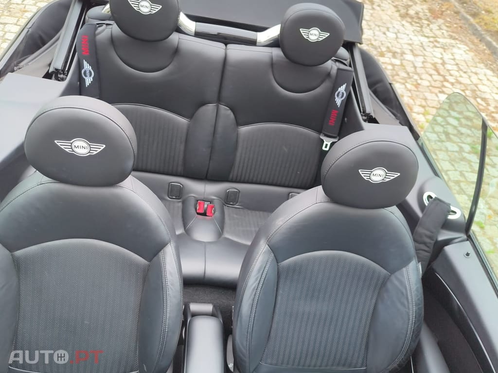 MINI Cooper R57 2015