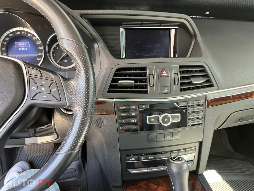 Mercedes-Benz E 220 Advangard