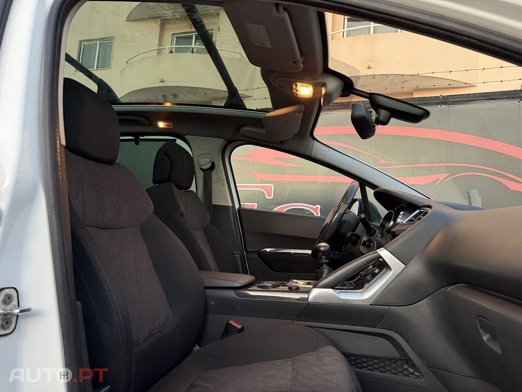 Peugeot 3008 1.6 HDi Premium