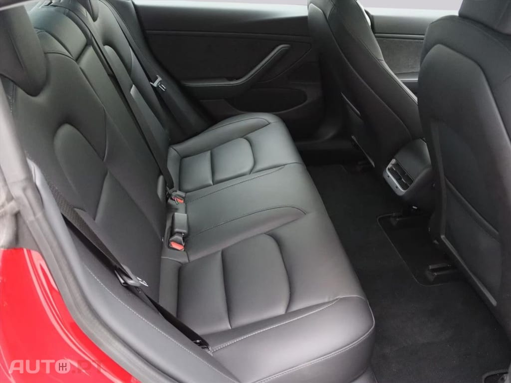 Tesla Model 3 Long-Range AWD I.V.A DEDUTÍVEL