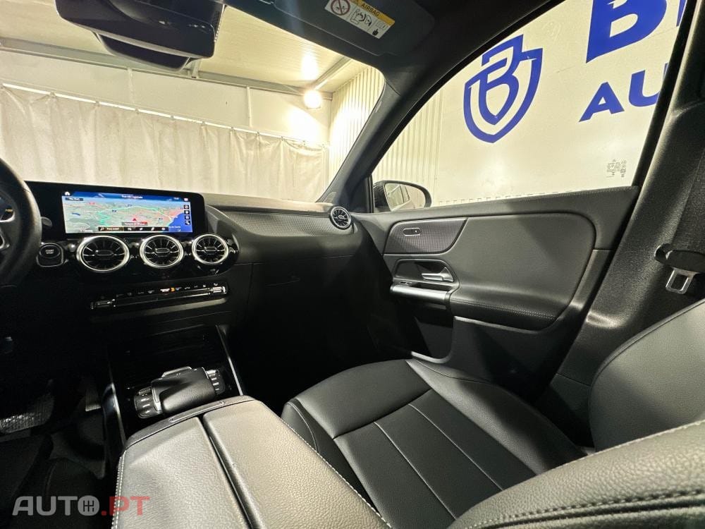 Mercedes-Benz EQA 300 4Matic Progressive