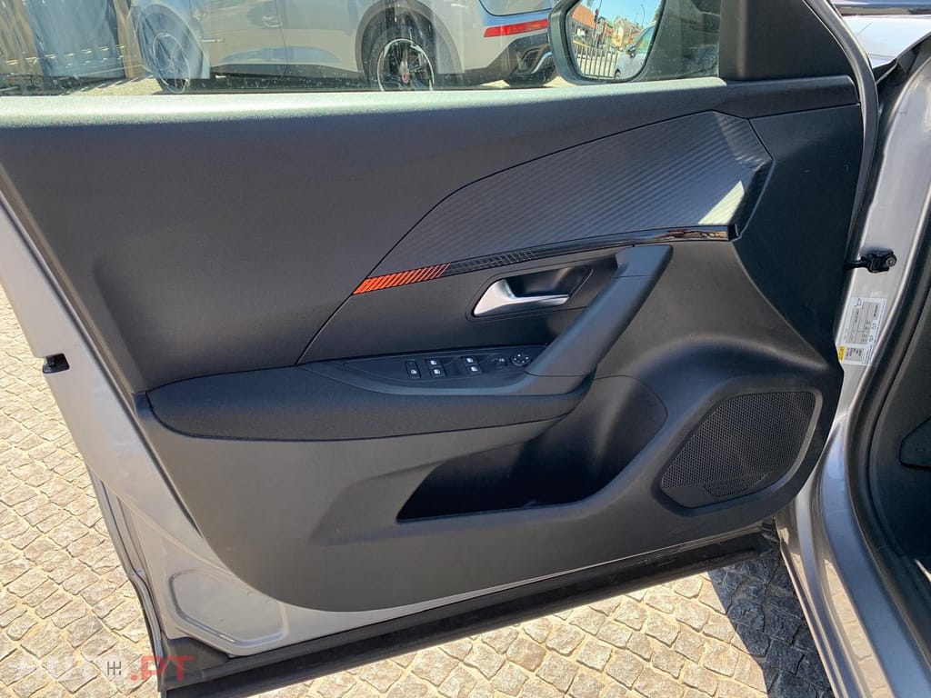 Peugeot 2008 1.2 PureTech Active
