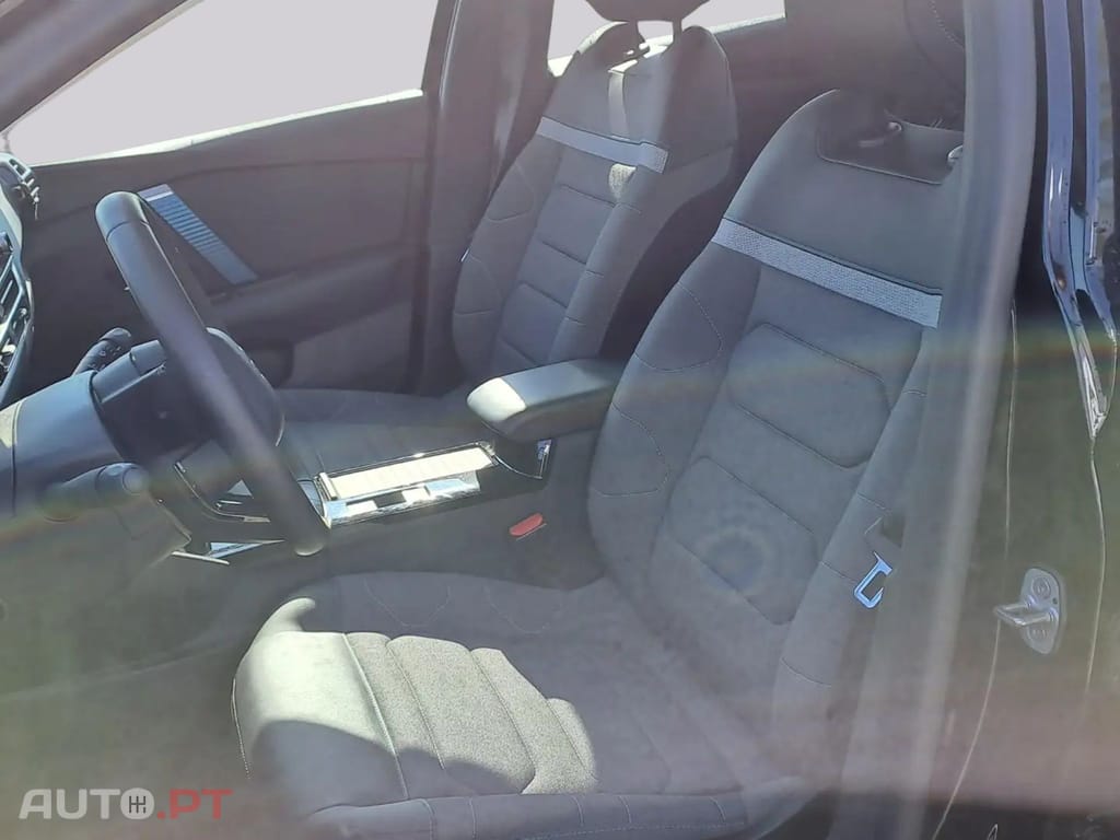 Citroen e-C4 X SHINE