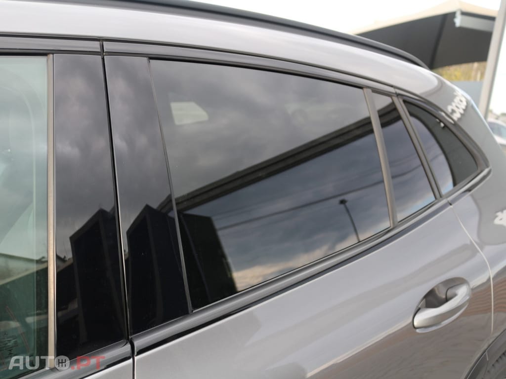 Mercedes-Benz GLA 250 e AMG Line