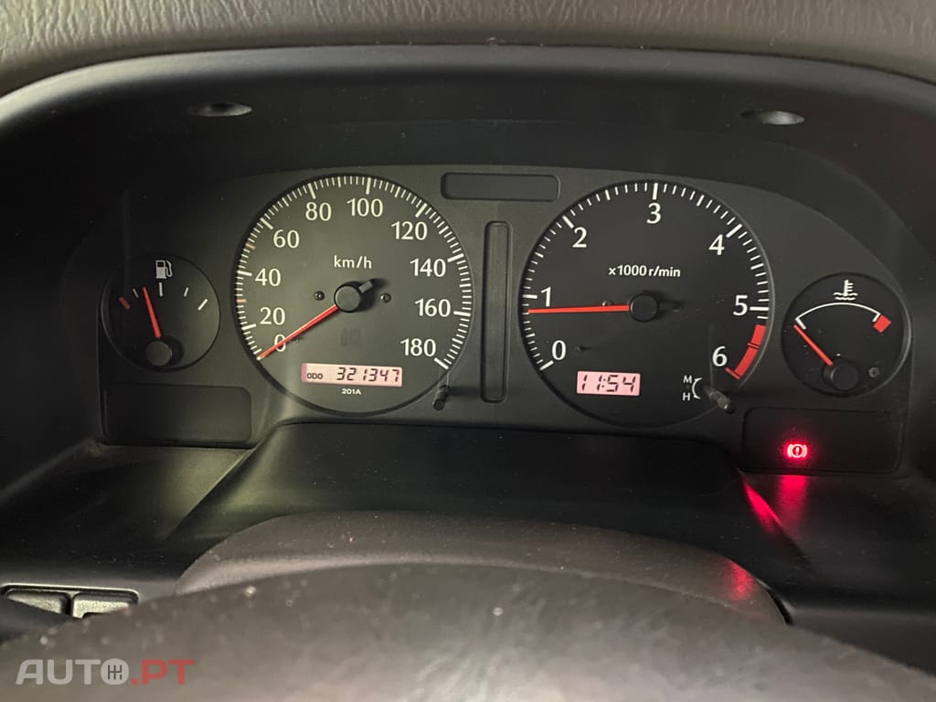 Nissan Patrol 2.8 td gr se (y61)