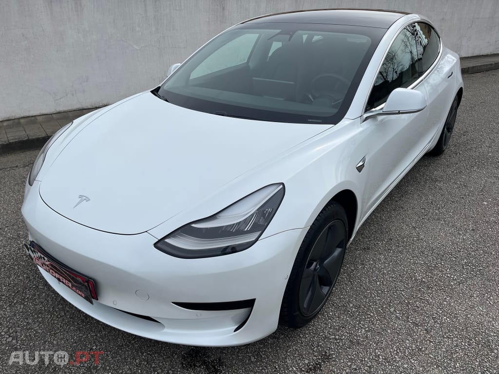 Tesla Model 3 Tração Traseira