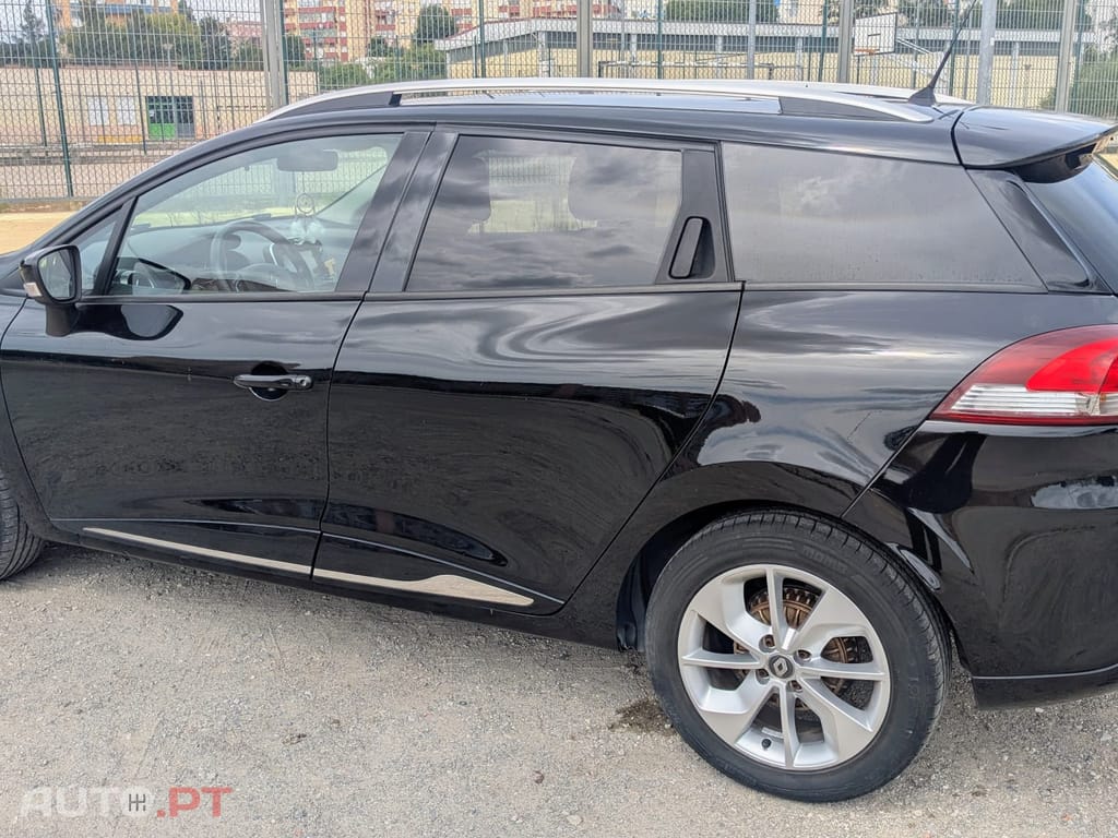 Renault Clio Sport Tourer 1.5 dCI Limited