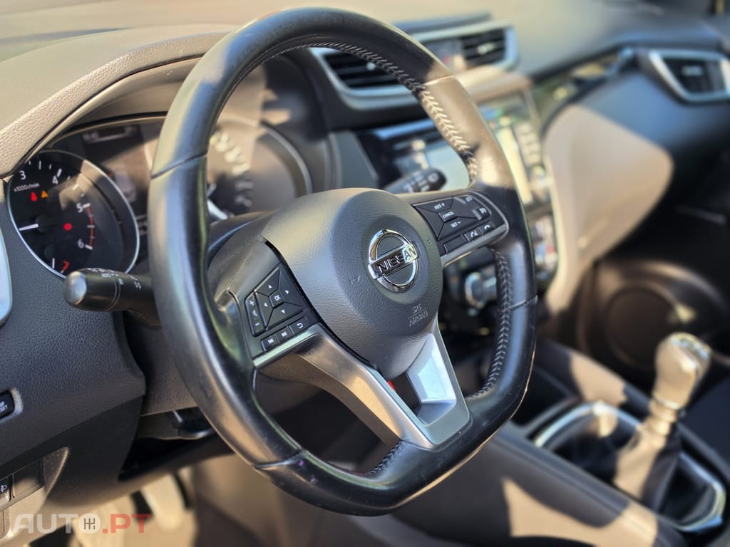 Nissan Qashqai 1.5 dCi N-Connecta