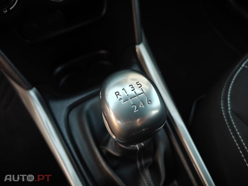 Peugeot 2008 1.5 BlueHDi Style