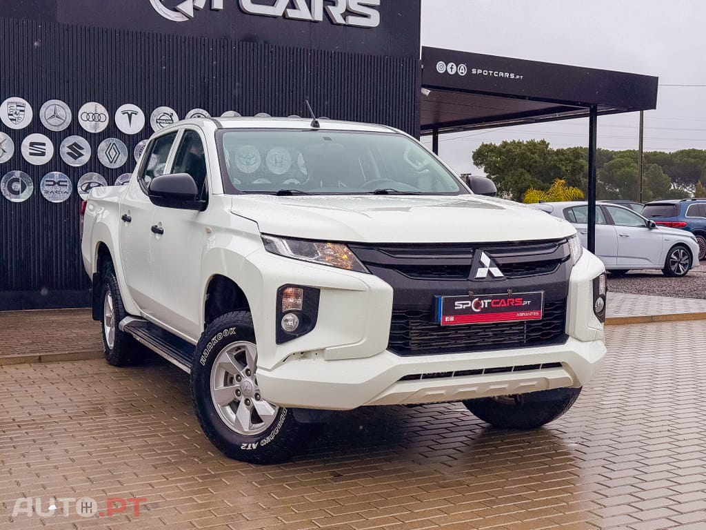 Mitsubishi L200 2.3 DI-D CD Invite 4WD