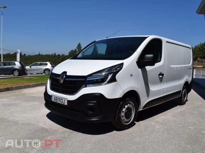 Renault Trafic 2.0 dCi L1H1 (C/ Frio)