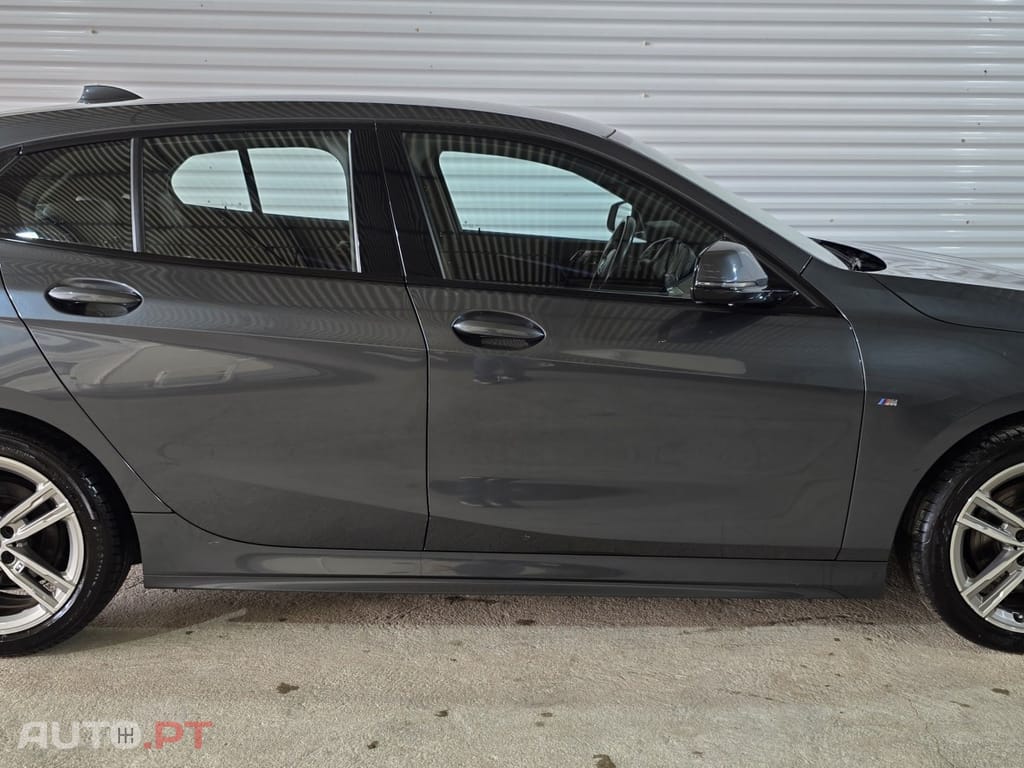 BMW 116 d Pack Desportivo M