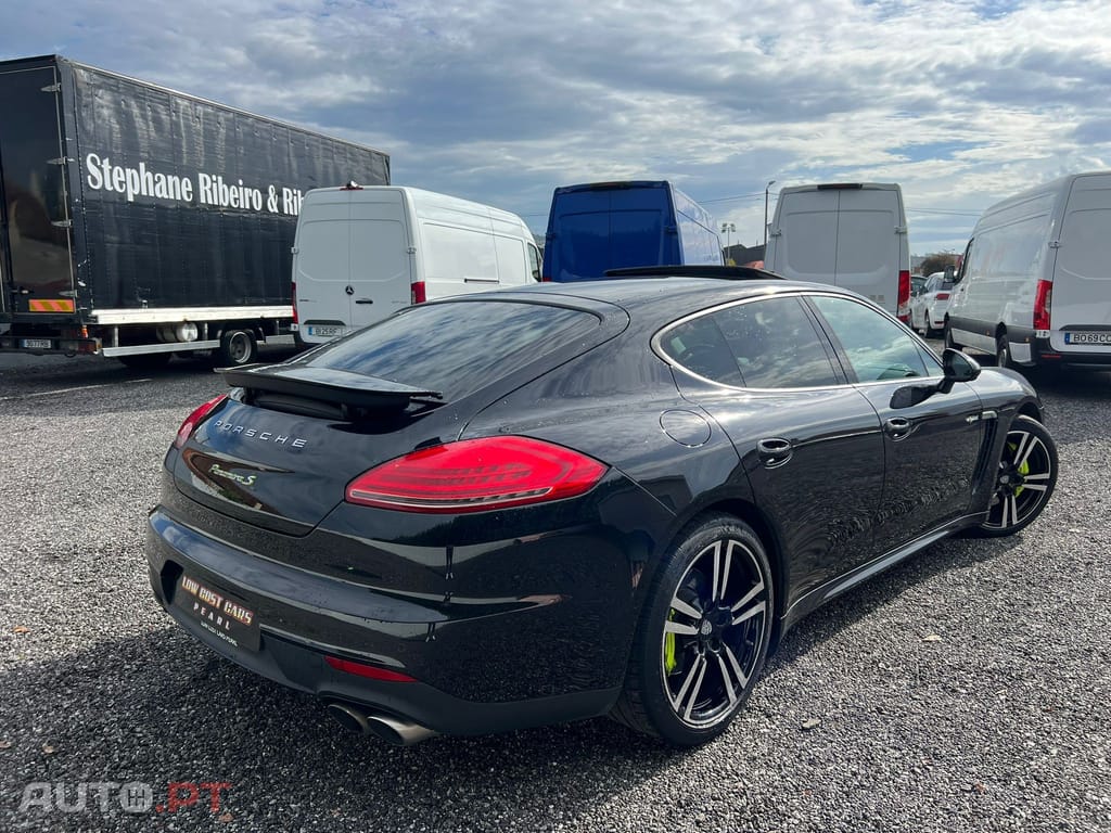 Porsche Panamera S e-Hybrid