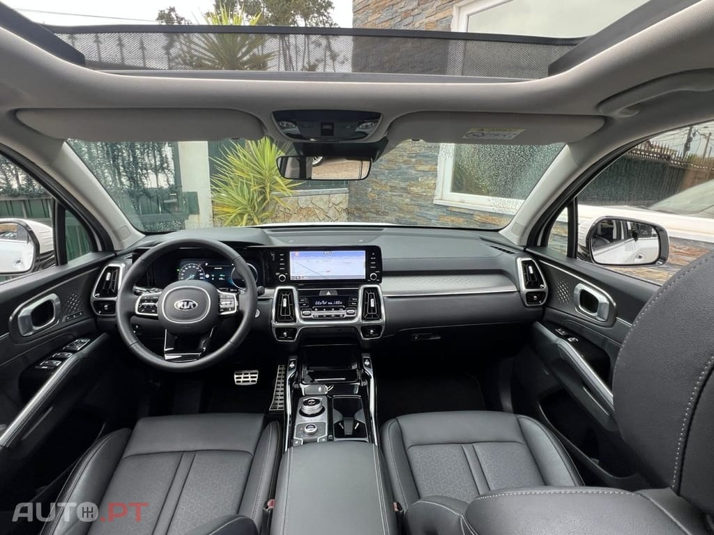 Kia Sorento 1.6 T-GDI PHEV Concept+SRF