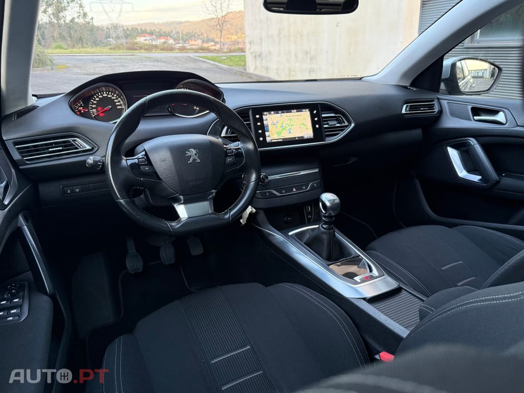 Peugeot 308 1.6 BlueHDi Allure