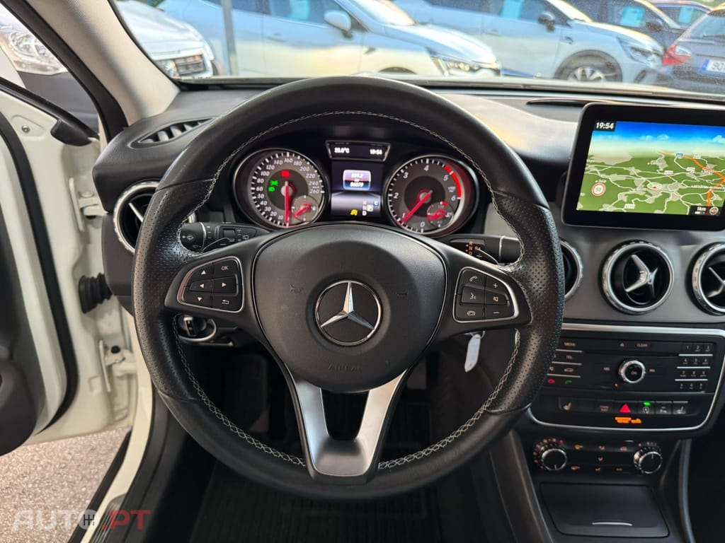 Mercedes-Benz GLA 180 CDi Urban Aut.