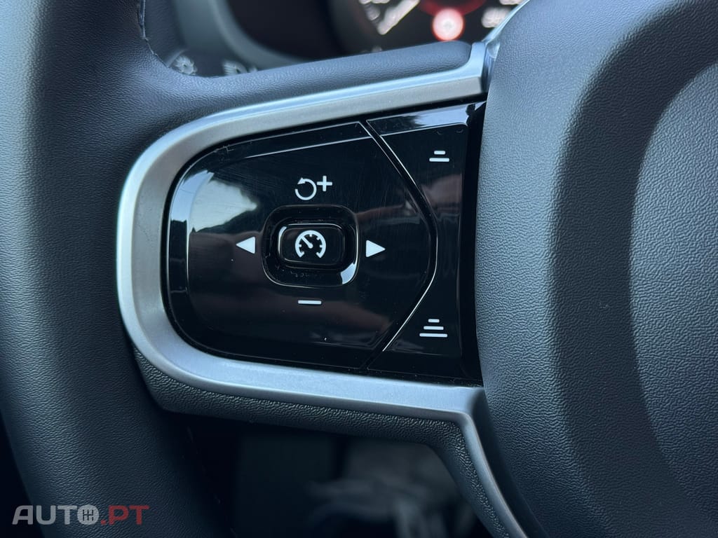 Volvo V60 2.0 T6 AWD TE R-Design