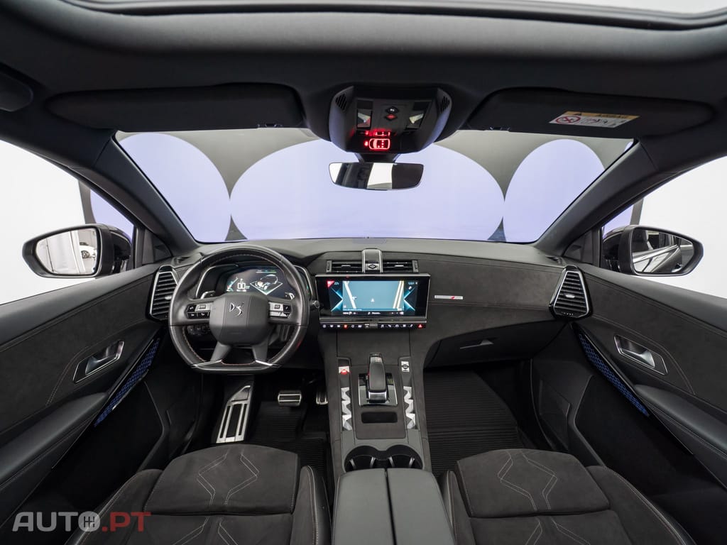DS DS7 Crossback E-Tense Performance Line EAT8