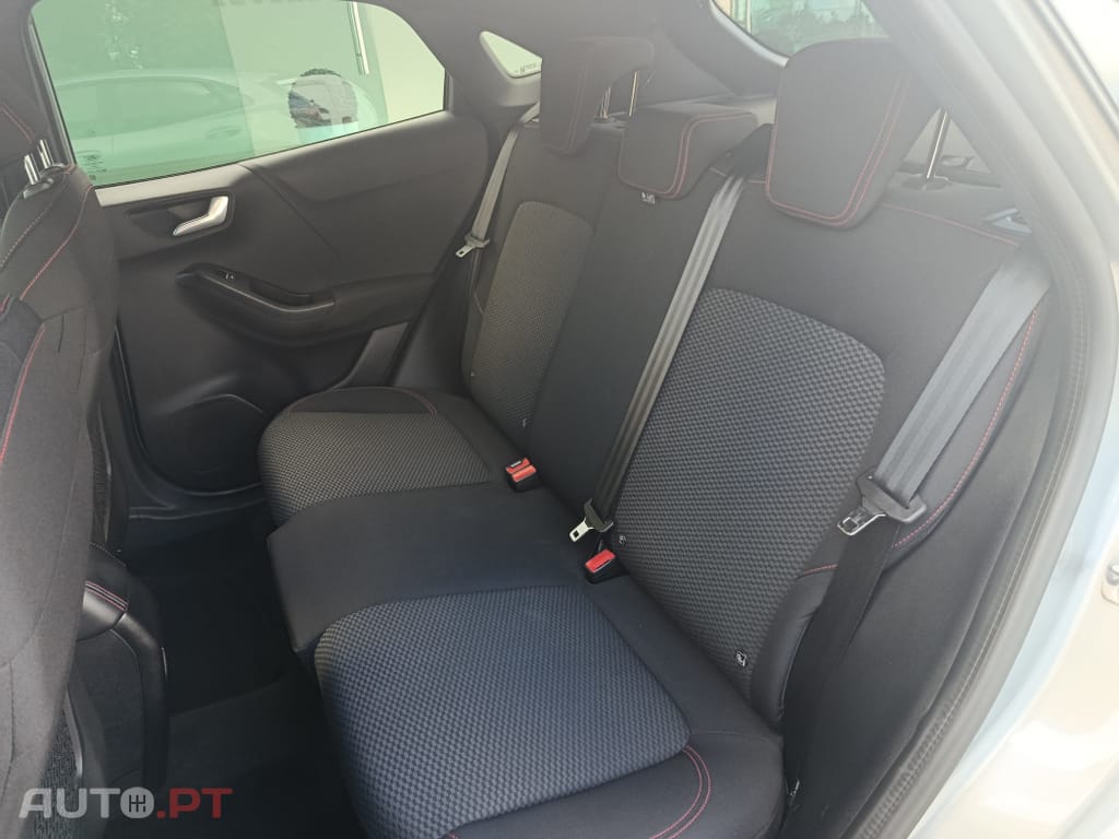 Ford Puma 1.0 EcoBoost MHEV ST-Line