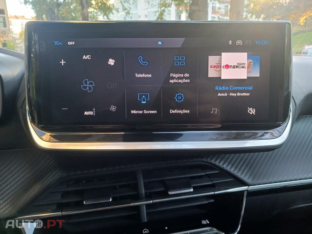 Peugeot 2008 1.2 Hybrid Allure e-DCS6