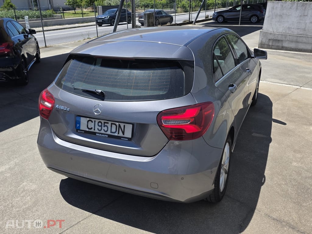 Mercedes-Benz A 180 CDI (BlueEFFICIENCY) Style