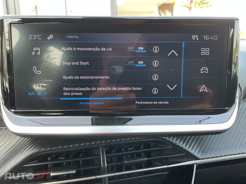 Peugeot 2008 1.2 PureTech Active Pack