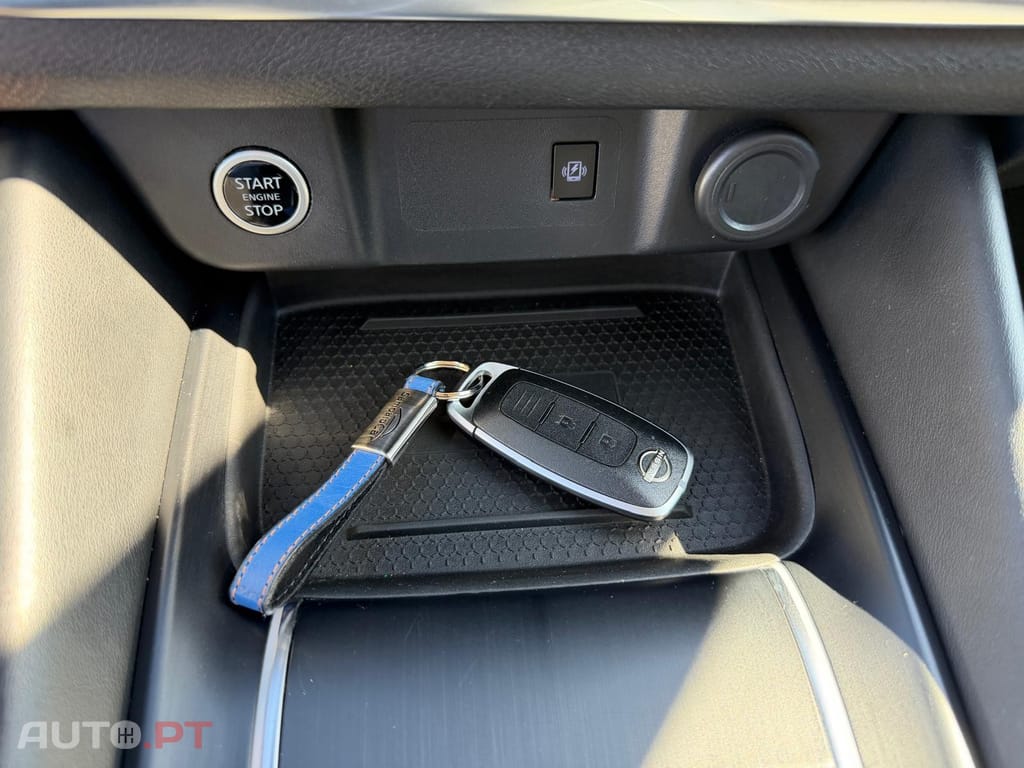 Nissan Qashqai 1.3 DIG-T N-Connecta LED