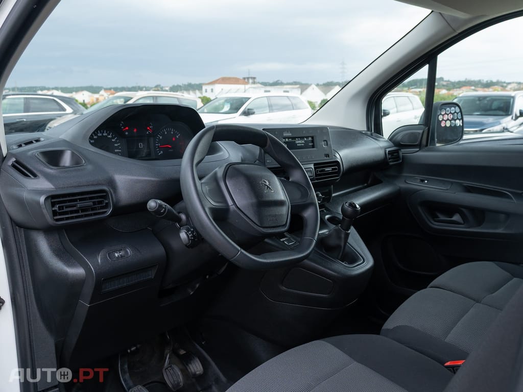 Peugeot Partner 1.6 BlueHDi L1 Pro 3L