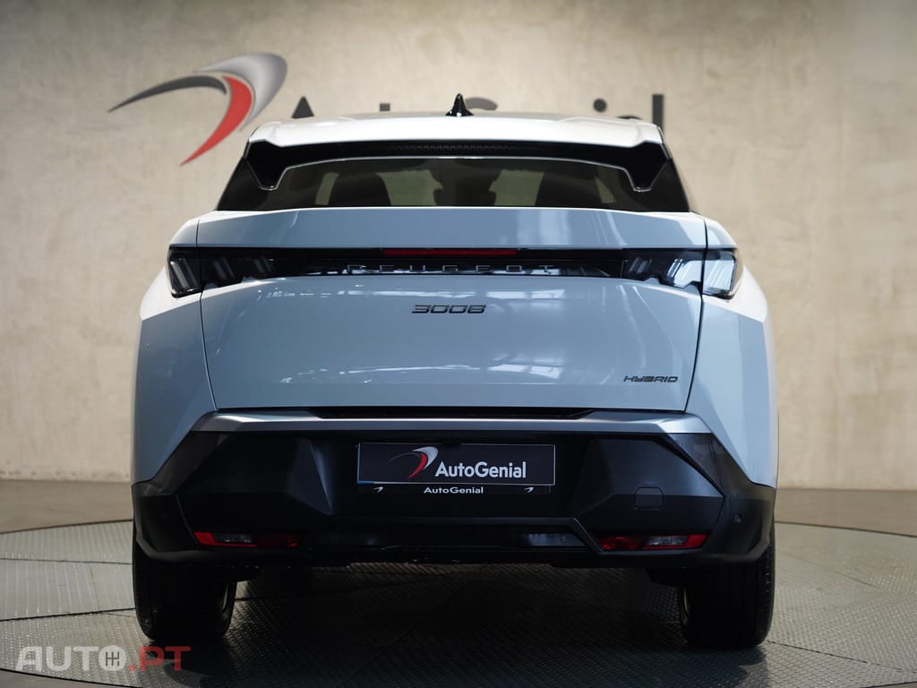 Peugeot 3008 1.2 Hybrid Allure e-DCS6