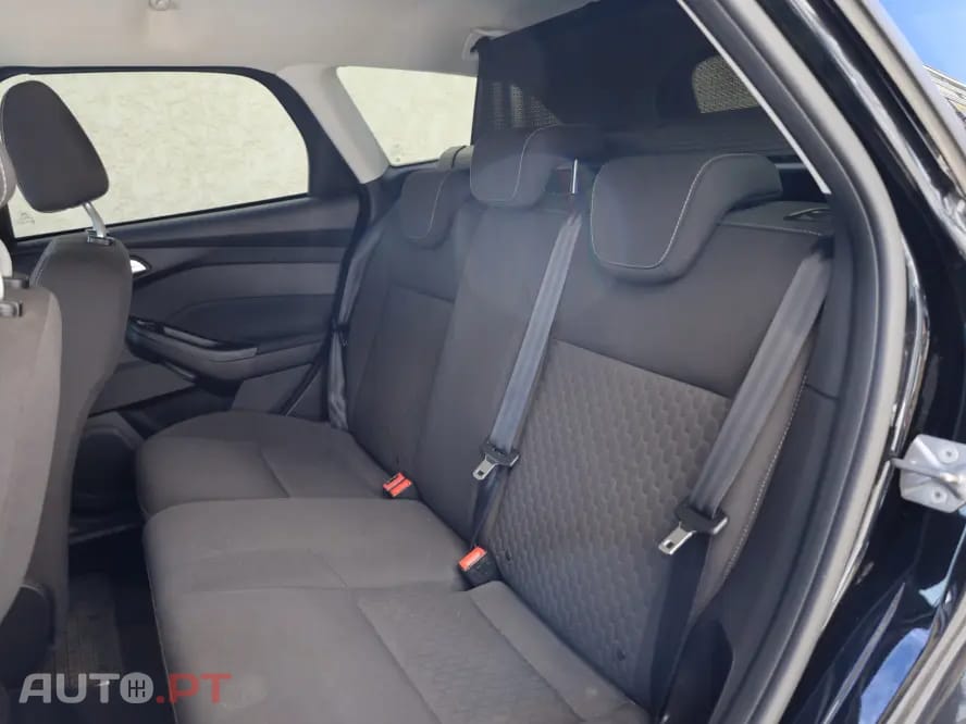 Ford Focus 1.0 EcoBoost S&S Champions Edition