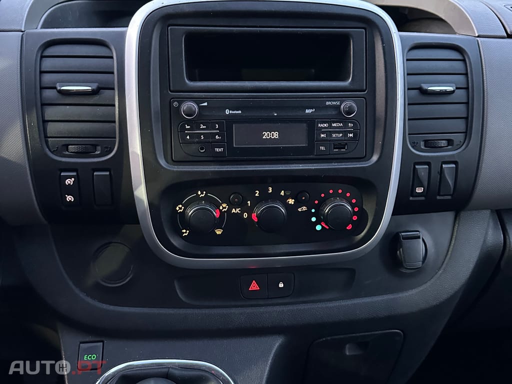 Renault Trafic 1.6 dCi L2H1 6 Lugares