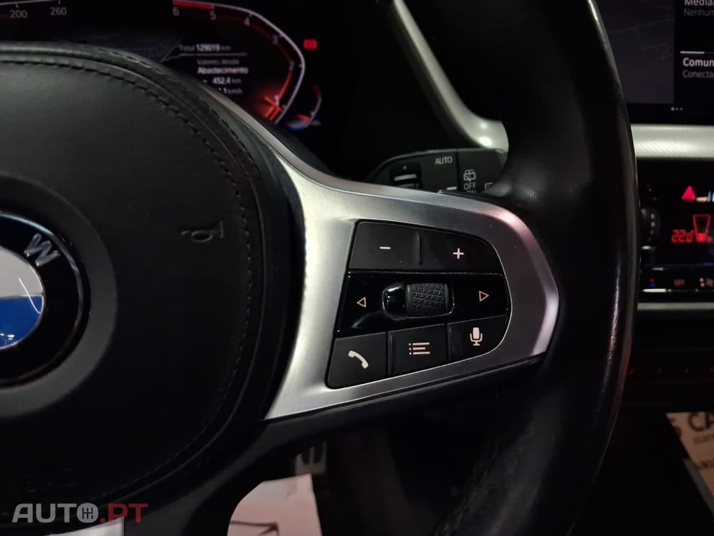 BMW 116 d Pack Desportivo M Auto
