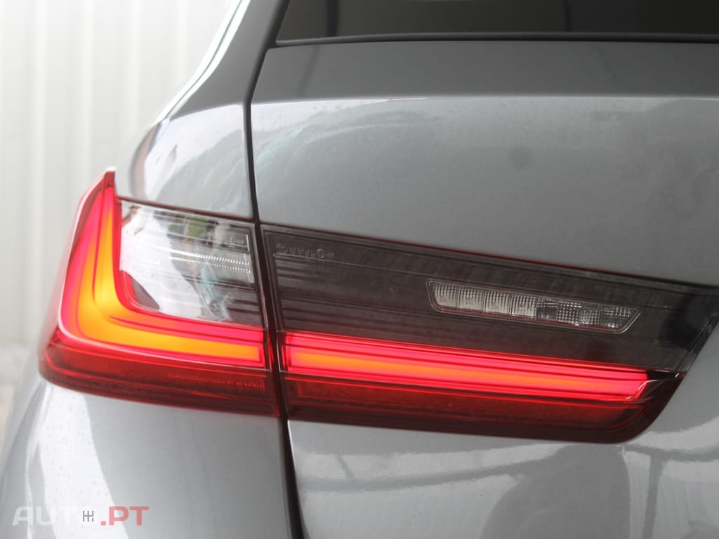BMW 330 e Corporate Edition Auto