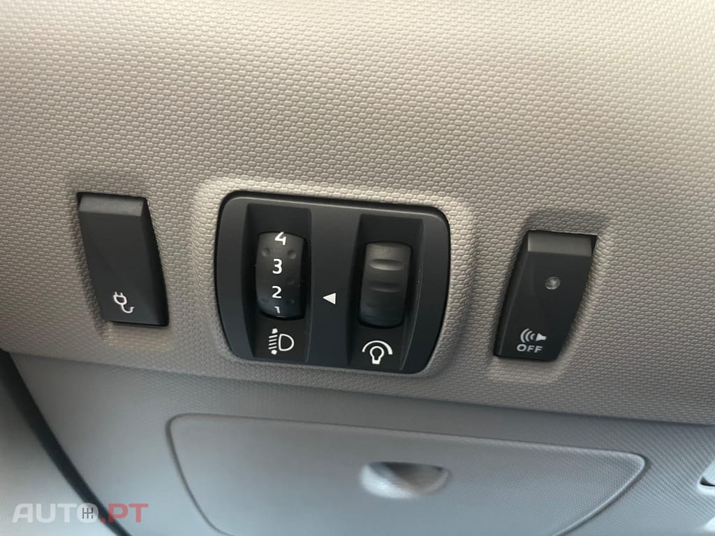 Renault Zoe (s/ Bateria) 22 kwh Zen