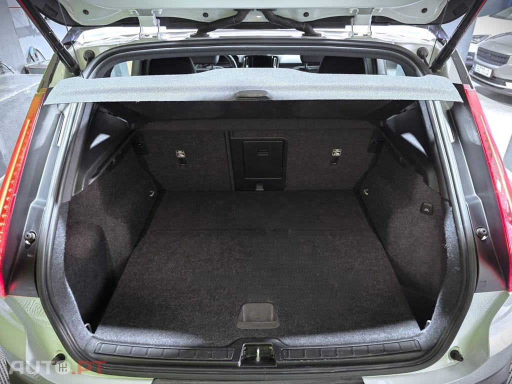 Volvo XC40 P8 AWD Recharge RDesign