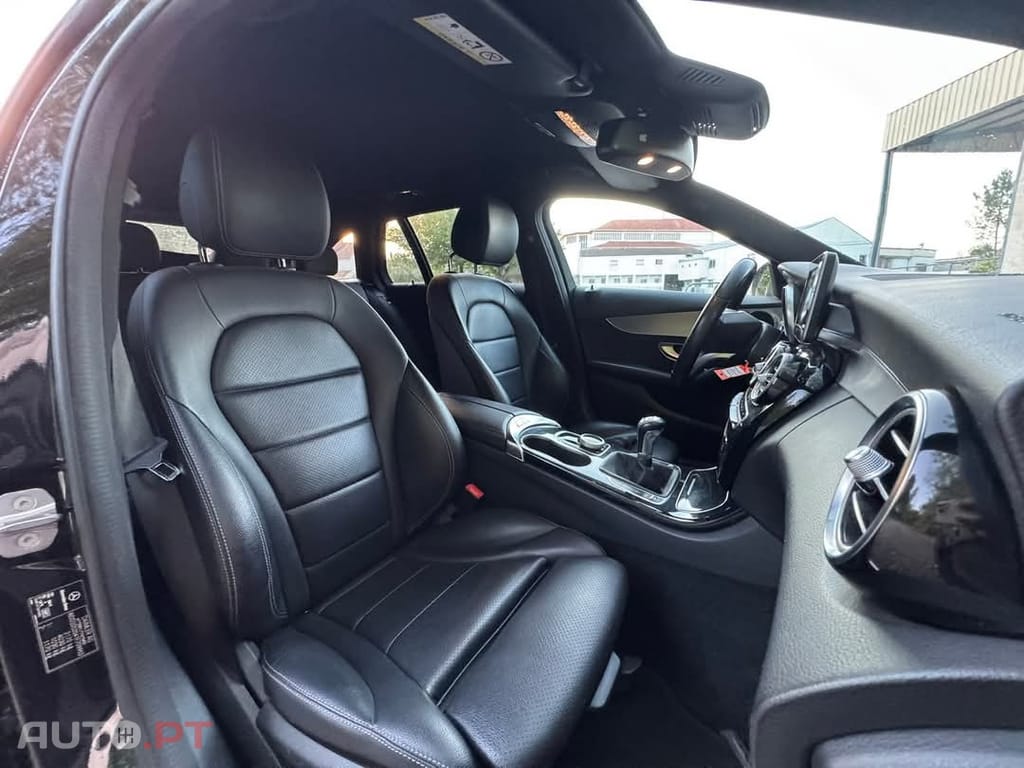 Mercedes-Benz C 220 d AMG Line