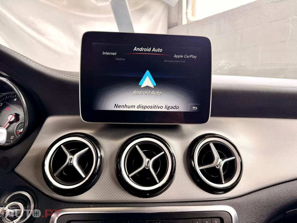 Mercedes-Benz CLA 200 d Shooting Brake AMG Line Aut. - Edition — fotografia 12