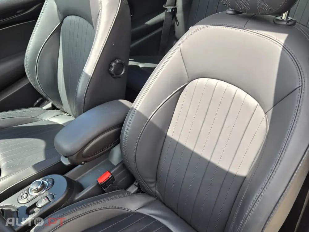MINI Cooper Cooper SE Premium P. Resolute Edition