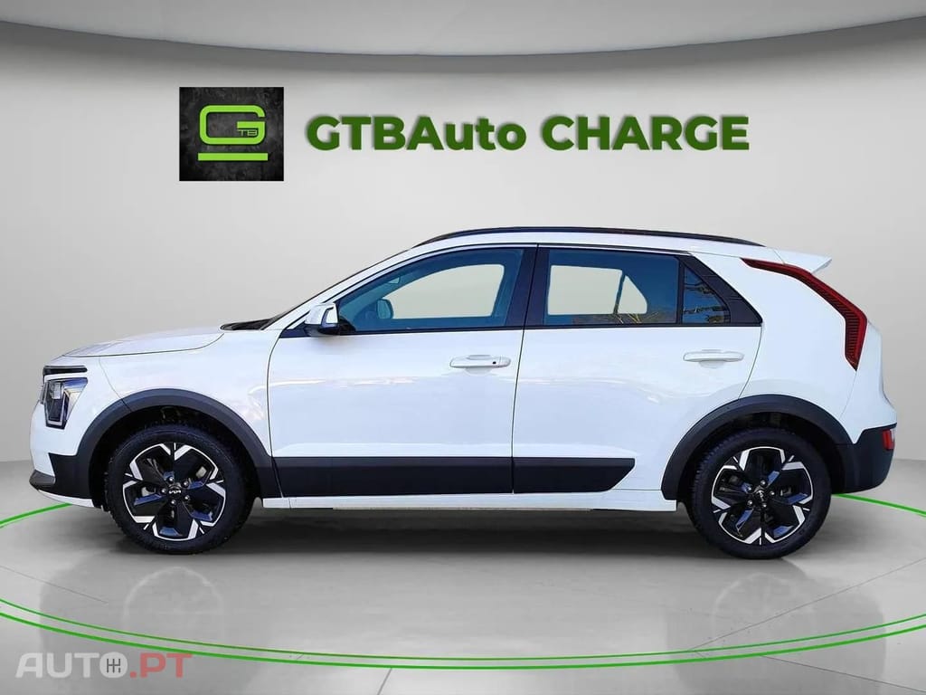 Kia Niro EV 64 kWh I.V.A DEDUTÍVEL 