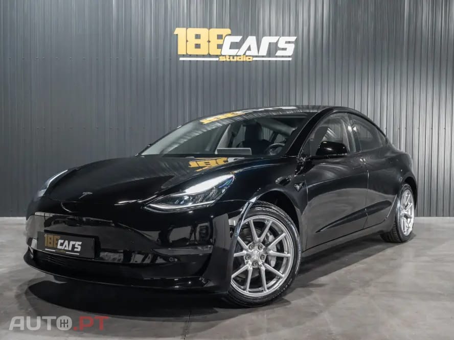 Tesla Model 3 Long-Range Dual Motor AWD