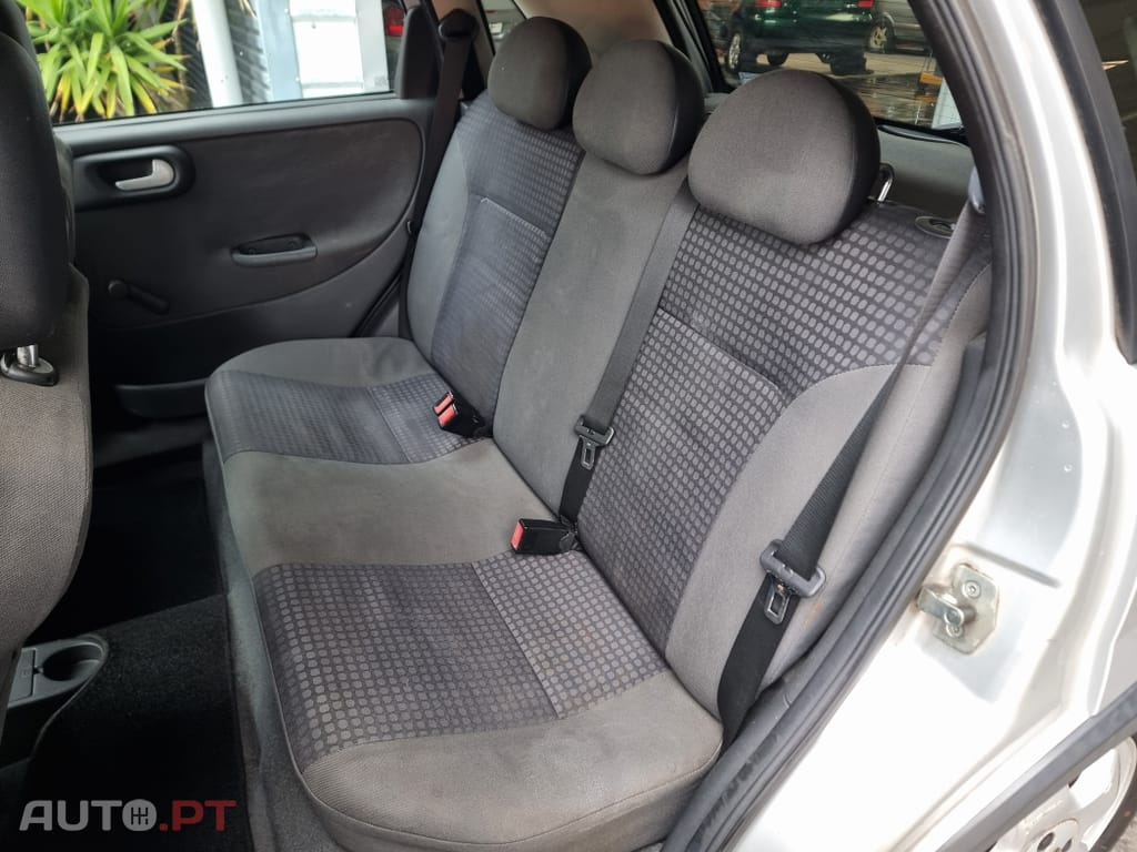 Opel Corsa 1.0 12V
