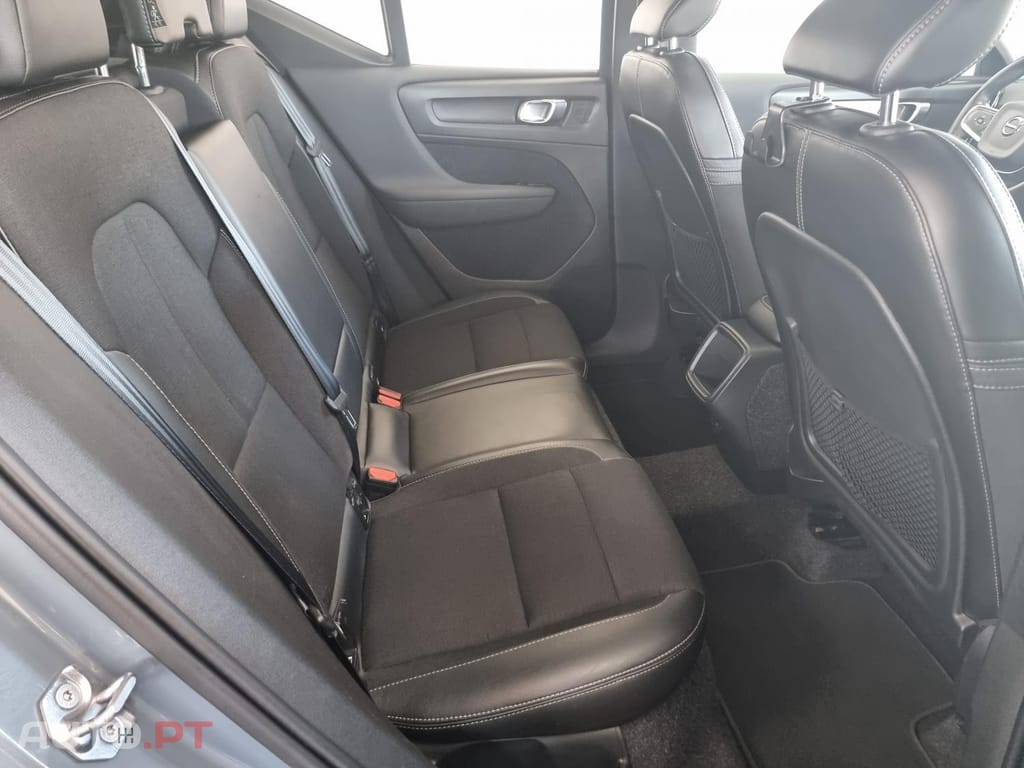Volvo XC40 2.0 D3 Momentum Plus Geartronic