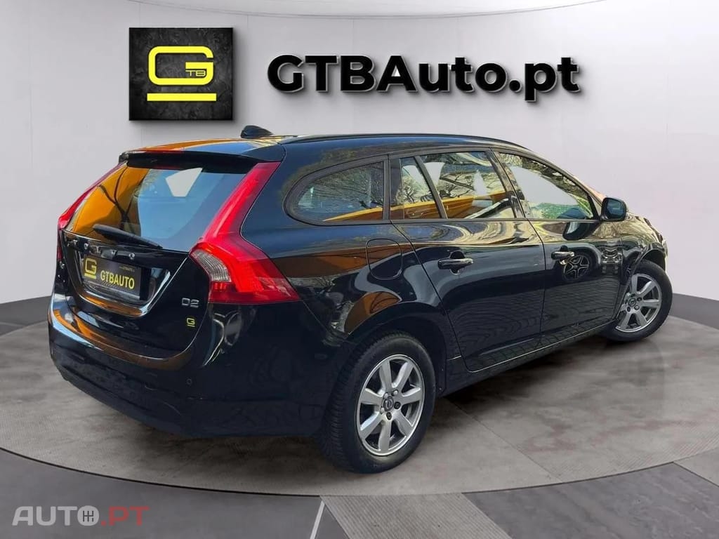 Volvo V60 2.0 D2 Momentum