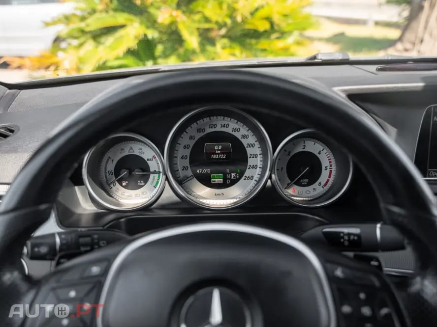 Mercedes-Benz E 300 Bluetec Hybrid Avantgarde