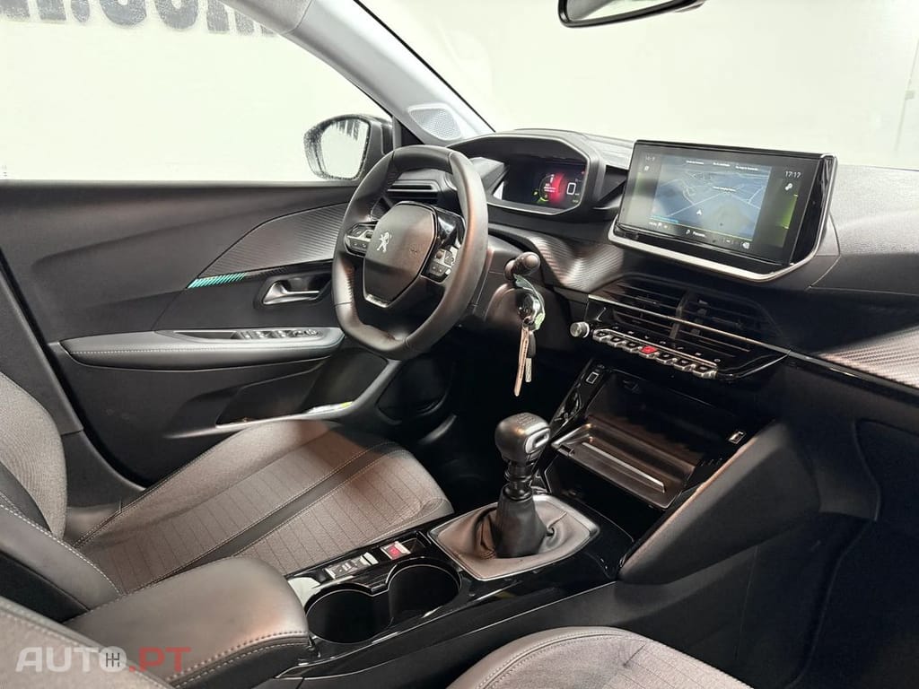 Peugeot 208 PureTech 100 Allure Pack