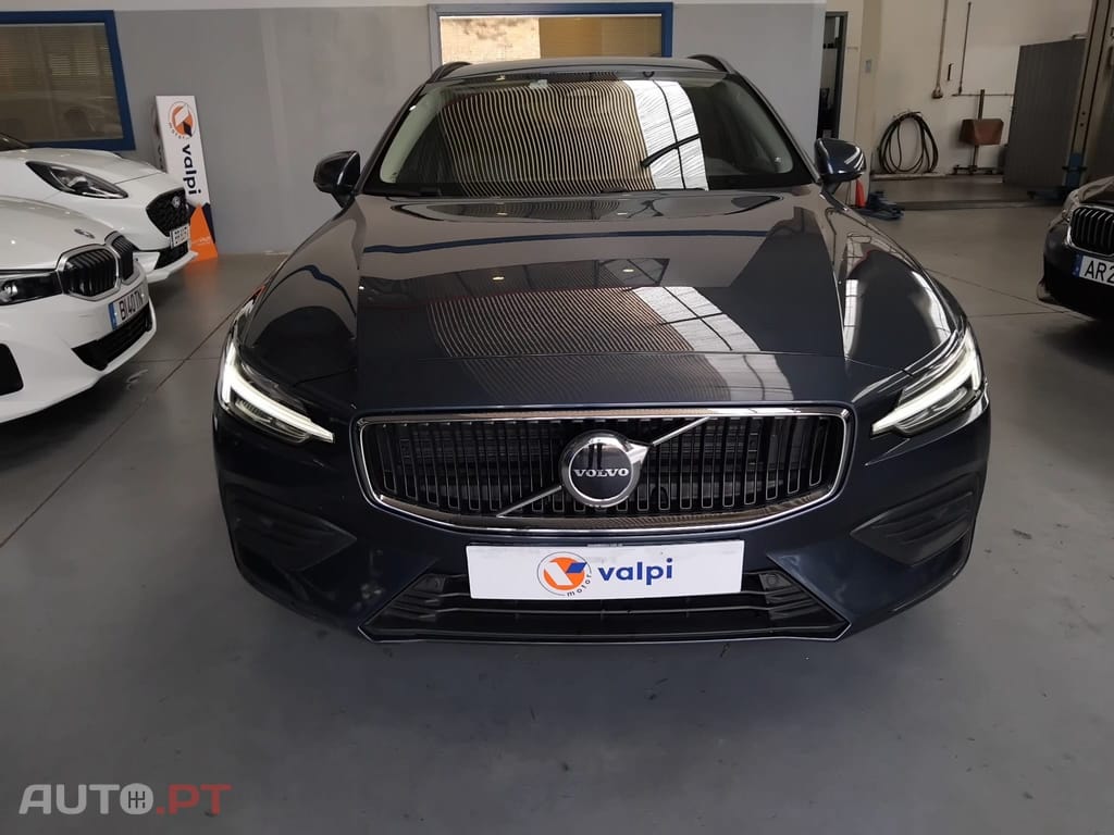 Volvo V60 2.0 B4 Momentum Plus Geartronic