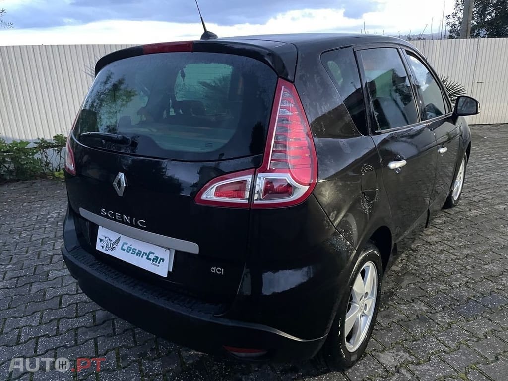 Renault Scénic 1.5 dCi Dynamique S EDC